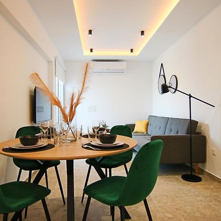 Phaedrus Living: Seaside Luxury Flat Lighthouse 69 Apartment Paphos ภายนอก รูปภาพ